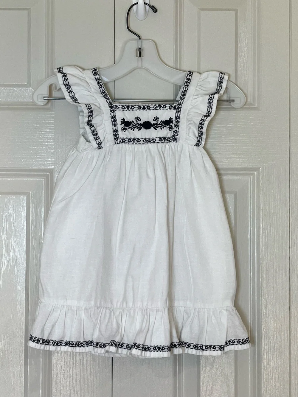 Old Navy White With Black Embroidery Ruffle Dress LinenBlend Girls 18-24 Months